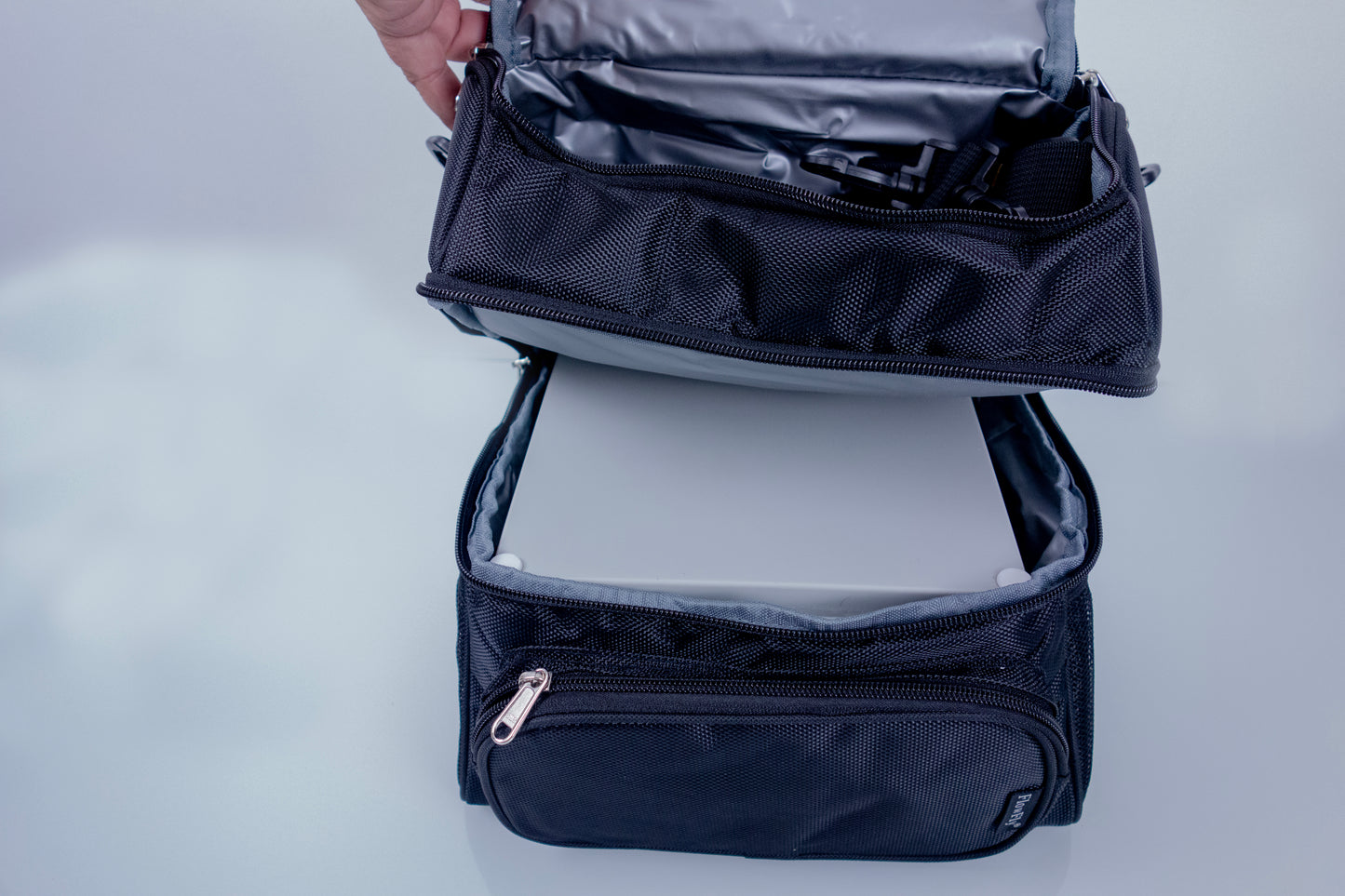 SE Travel Bag